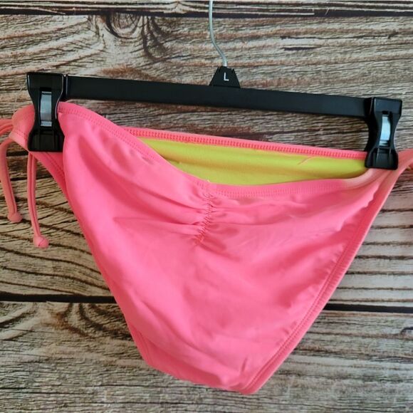 The Bikini Labs bikini Bottoms set of ( 2 ) medium NWT - Picture 4 of 10